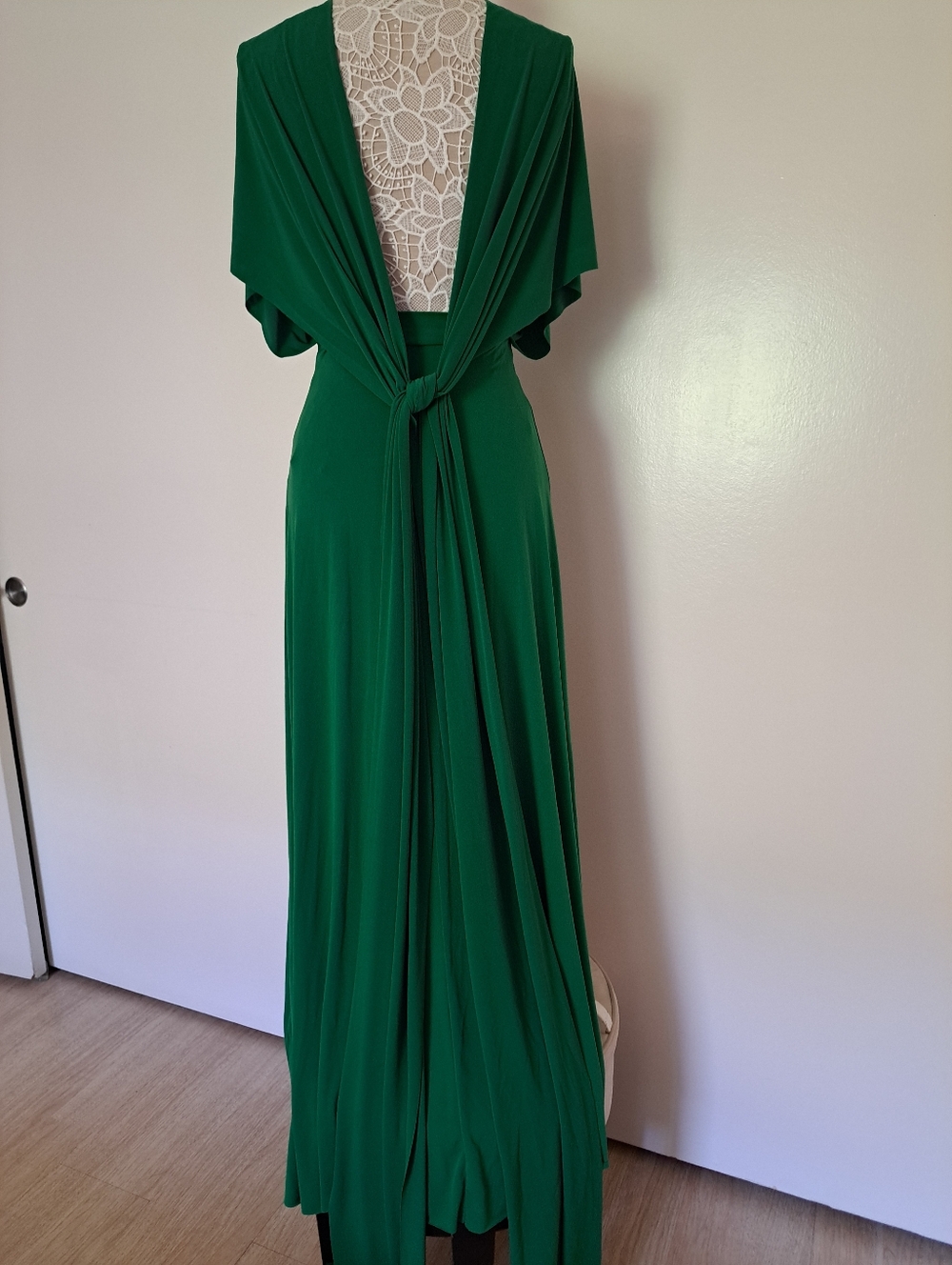 Von Vonni Convertible Maxi Dress Green . - Picture 5 of 12
